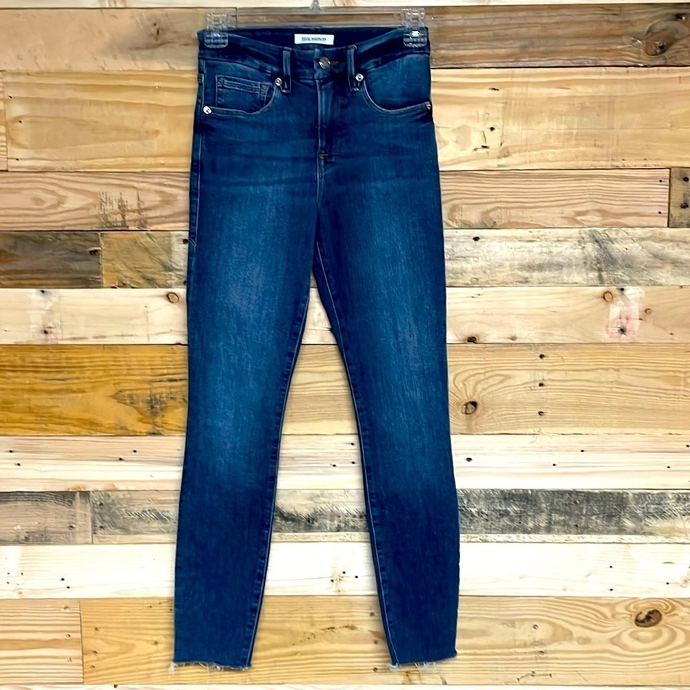Good American Good Legs size 00/24 dark wash jeans
